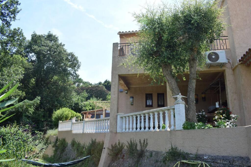 Appartement Neuf Et Independant Dans Rez-De-Villa Vallauris Exteriér fotografie